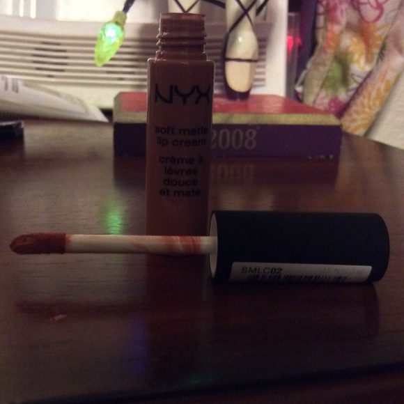 Lipstick - Picture 2 of 2